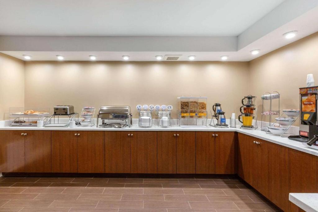 Comfort Inn Danvers - Boston North Shore Zewnętrze zdjęcie