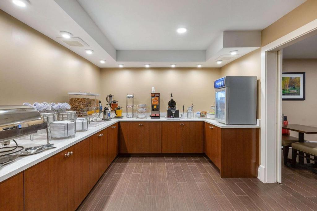 Comfort Inn Danvers - Boston North Shore Zewnętrze zdjęcie